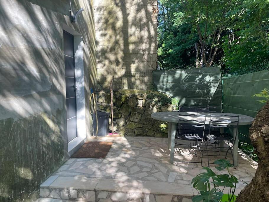 7 Rayons Villa Avignon Exteriör bild